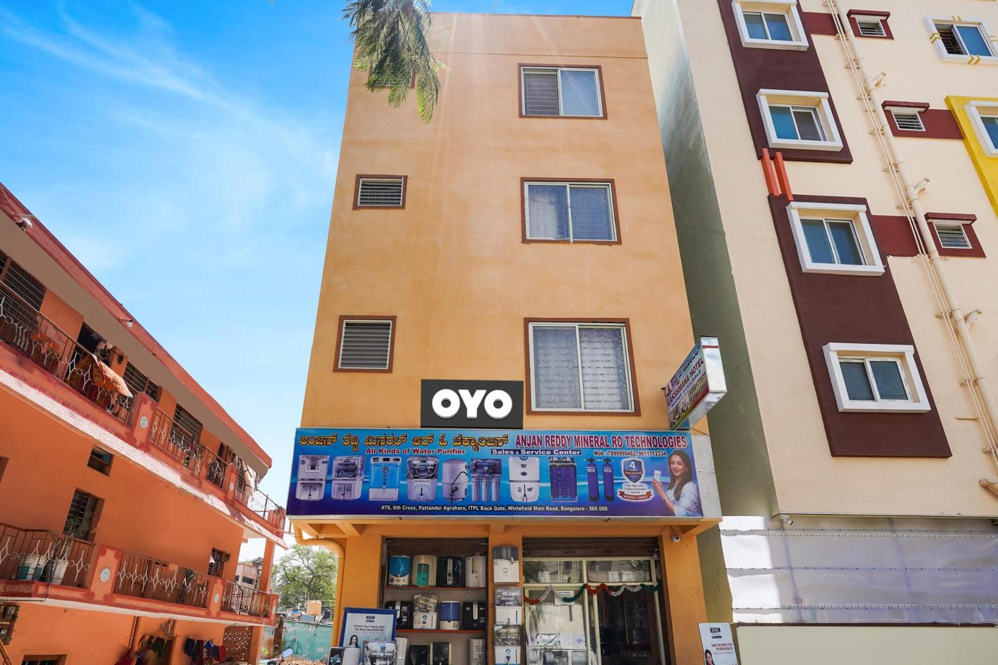 Oyo Flagship Lakshmana Hotel Bangalore Exterior foto